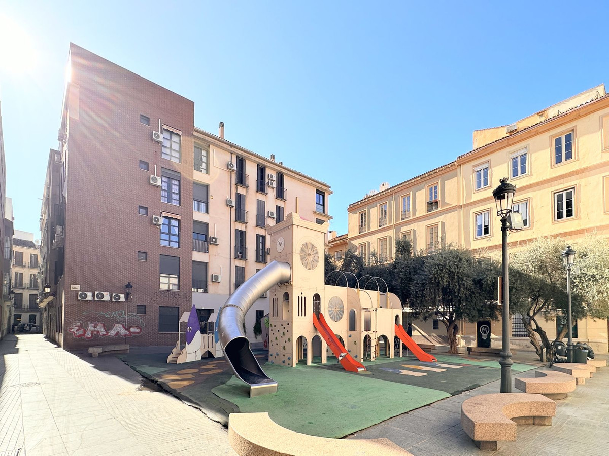 Se vende Apartamento en Planta Última de 2 dormitorios en Málaga Ciudad, Málaga, España