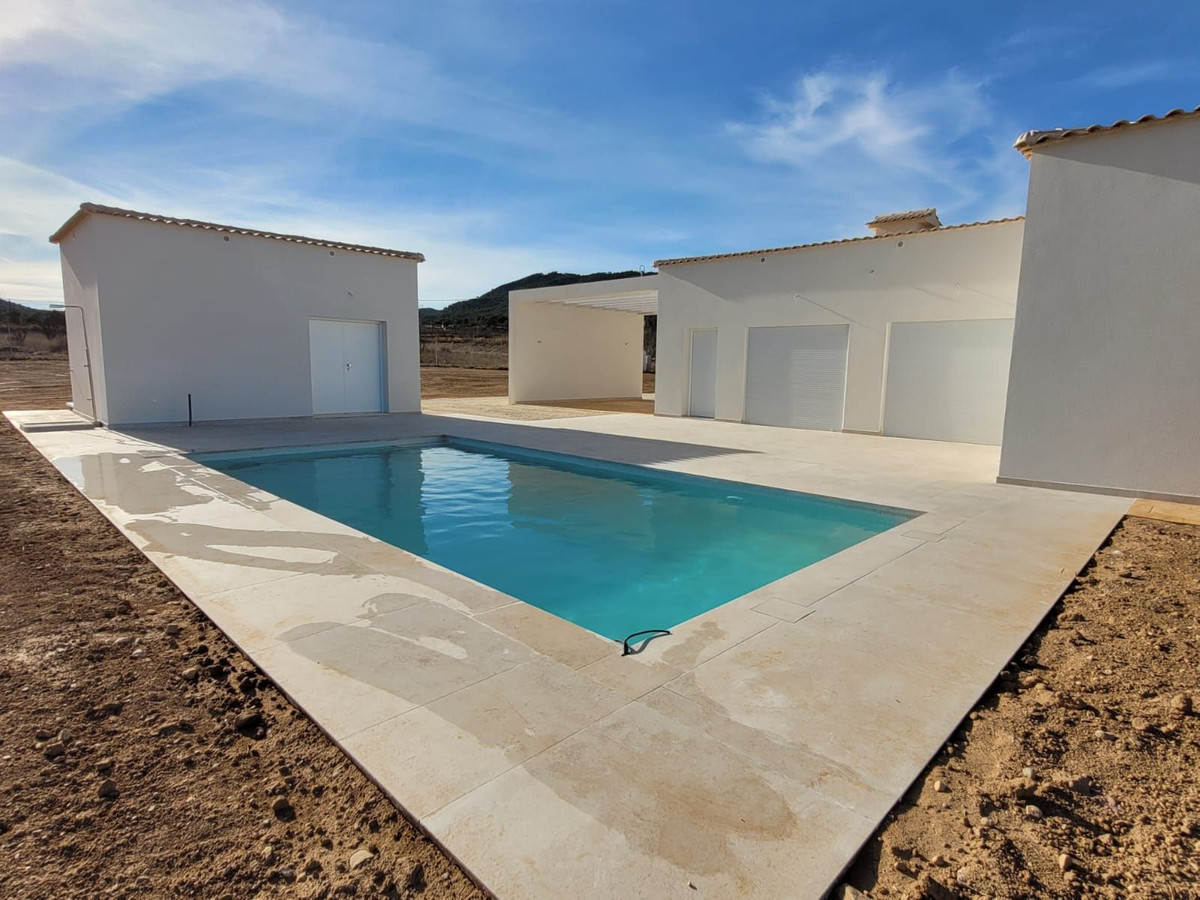 Se vende Villa - Chalet de 3 dormitorios en Costa Blanca, Alicante, España