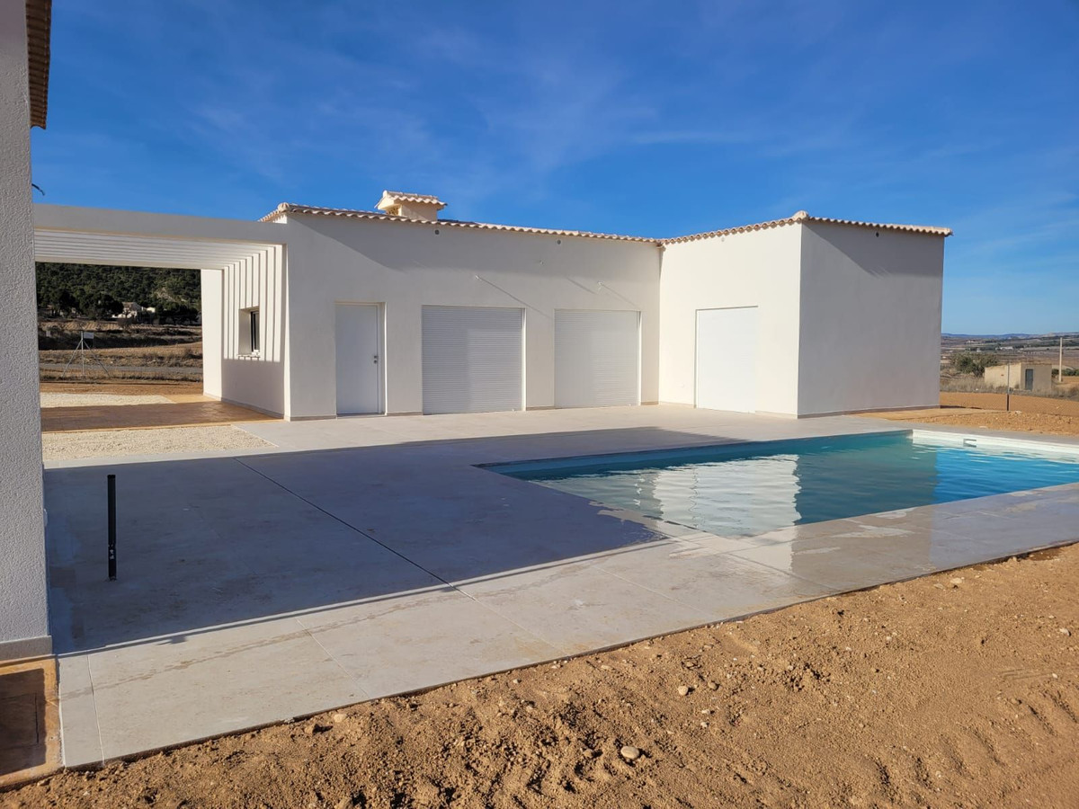 Se vende Villa - Chalet de 3 dormitorios en Costa Blanca, Alicante, España