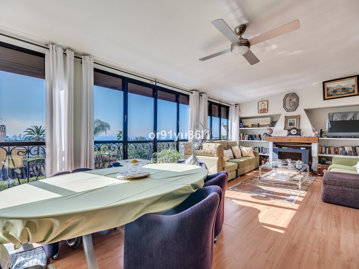 5 Bed Townhouse for sale in The Golden Mile Costa Del Sol, Málaga, Spain
