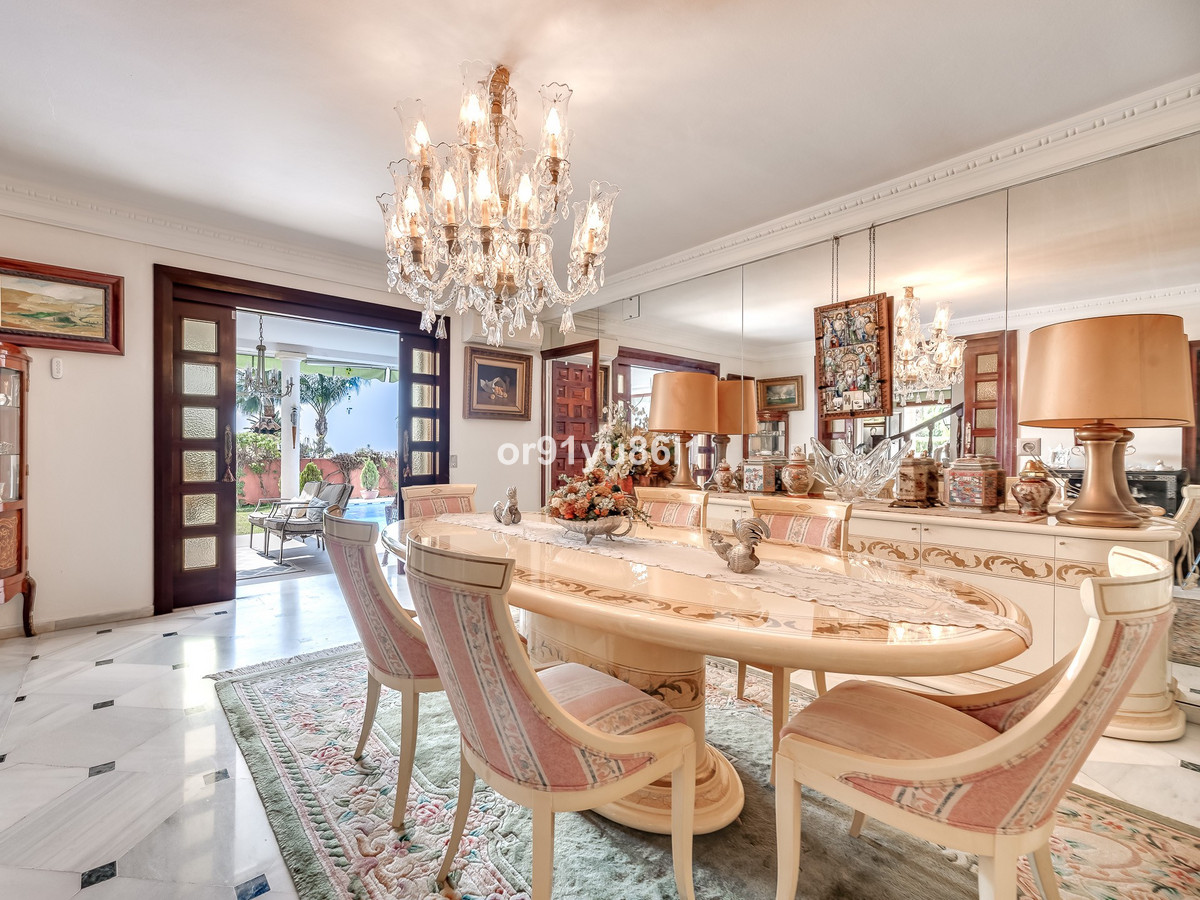 5 Bed Townhouse for sale in The Golden Mile Costa Del Sol, Málaga, Spain