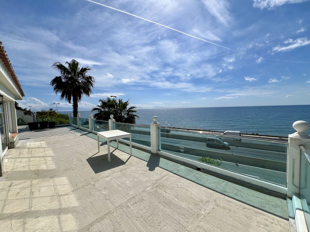 5 Bed Townhouse for sale in El Chaparral Costa Del Sol, Málaga, Spain