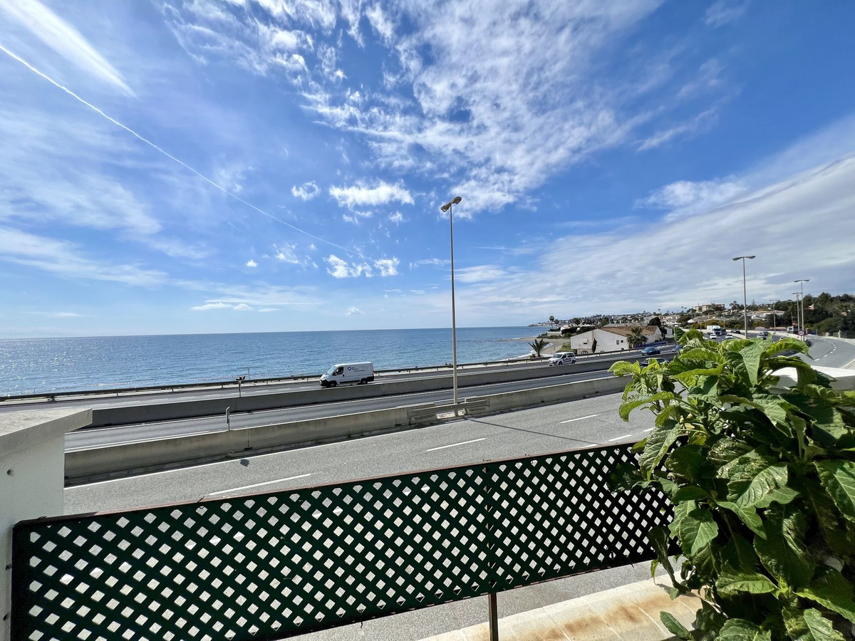 5 Bed Townhouse for sale in El Chaparral Costa Del Sol, Málaga, Spain