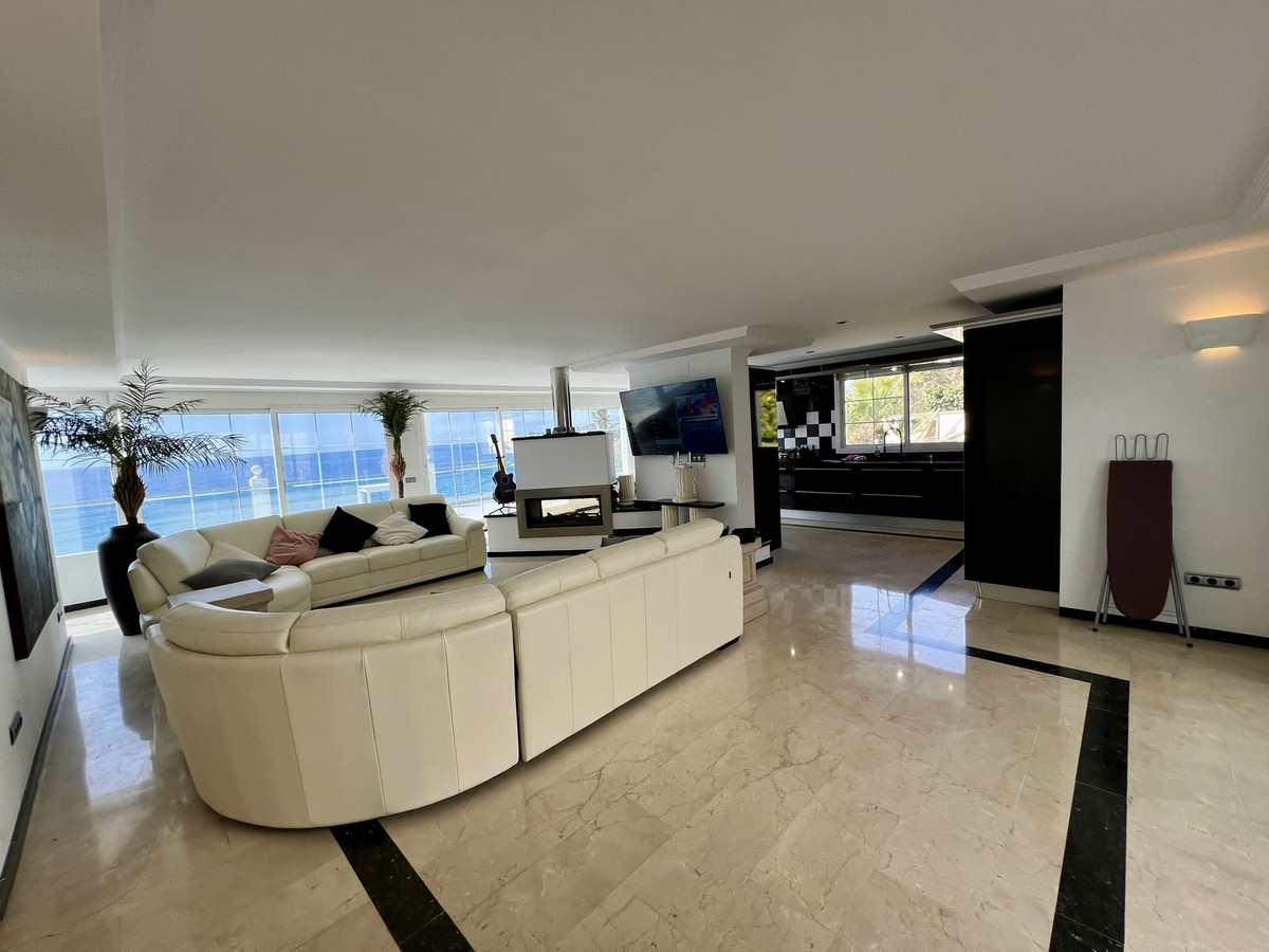 5 Bed Townhouse for sale in El Chaparral Costa Del Sol, Málaga, Spain