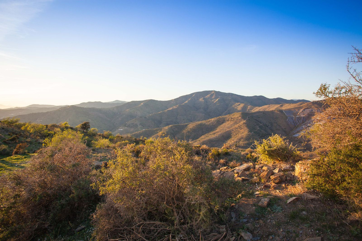Se vende Terreno Rustico  en Costa Del Sol East, Málaga, España