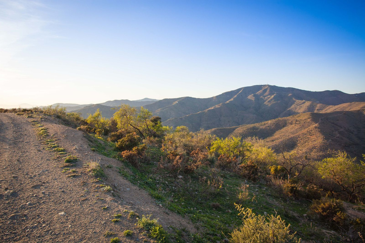 Se vende Terreno Rustico  en Costa Del Sol East, Málaga, España