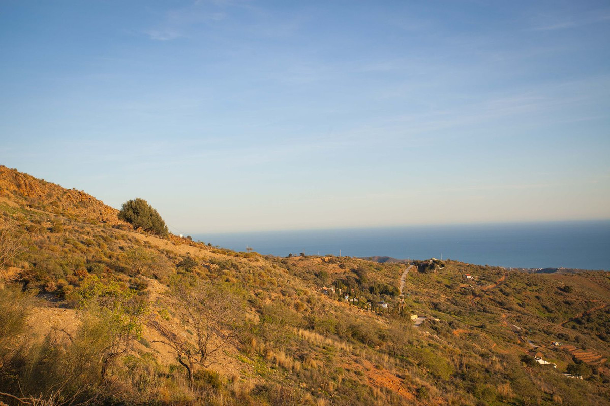 Se vende Terreno Rustico  en Costa Del Sol East, Málaga, España