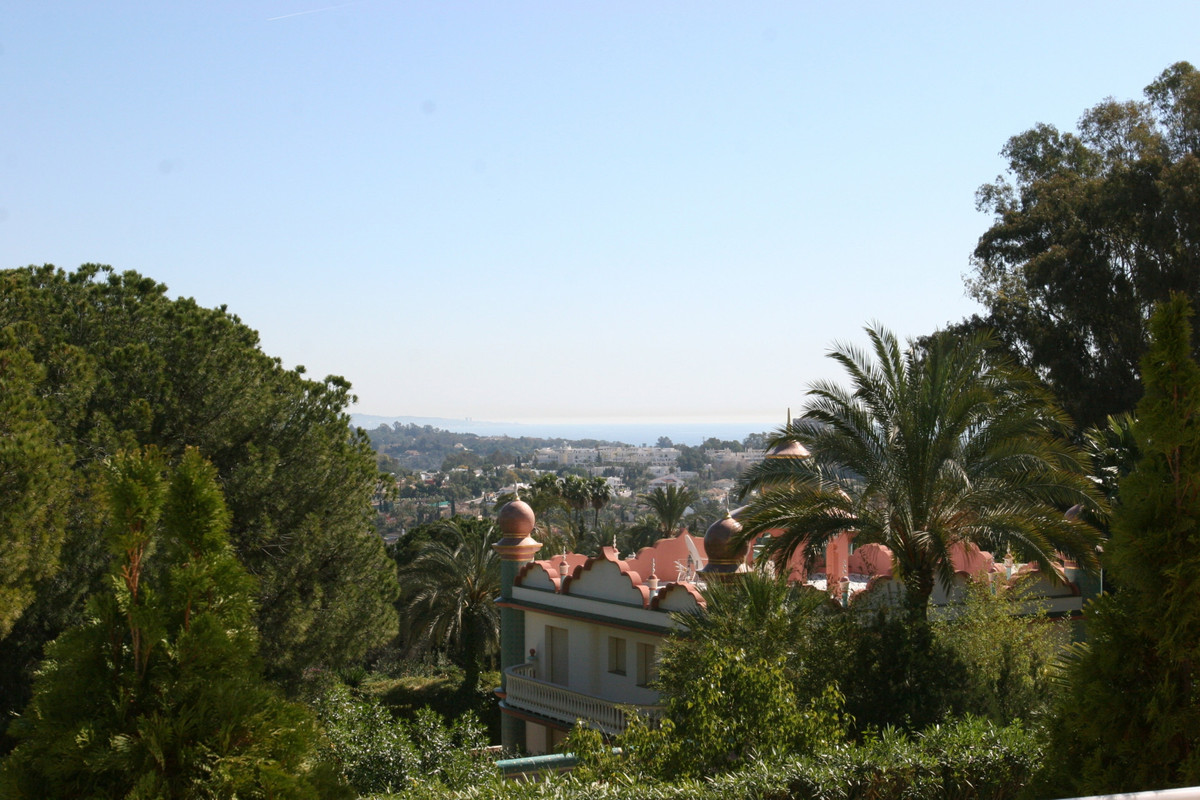 2 Bed Apartment for sale in Marbella Costa Del Sol, Málaga, Spain
