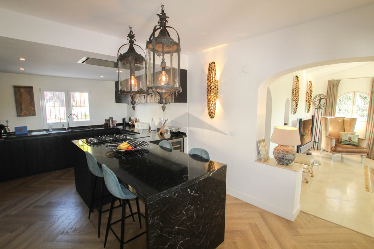 5 Bed Townhouse for sale in Benissa Costa Blanca, Alicante, Spain