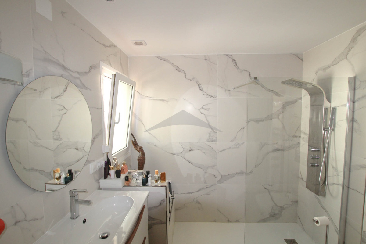 5 Bed Townhouse for sale in Benissa Costa Blanca, Alicante, Spain