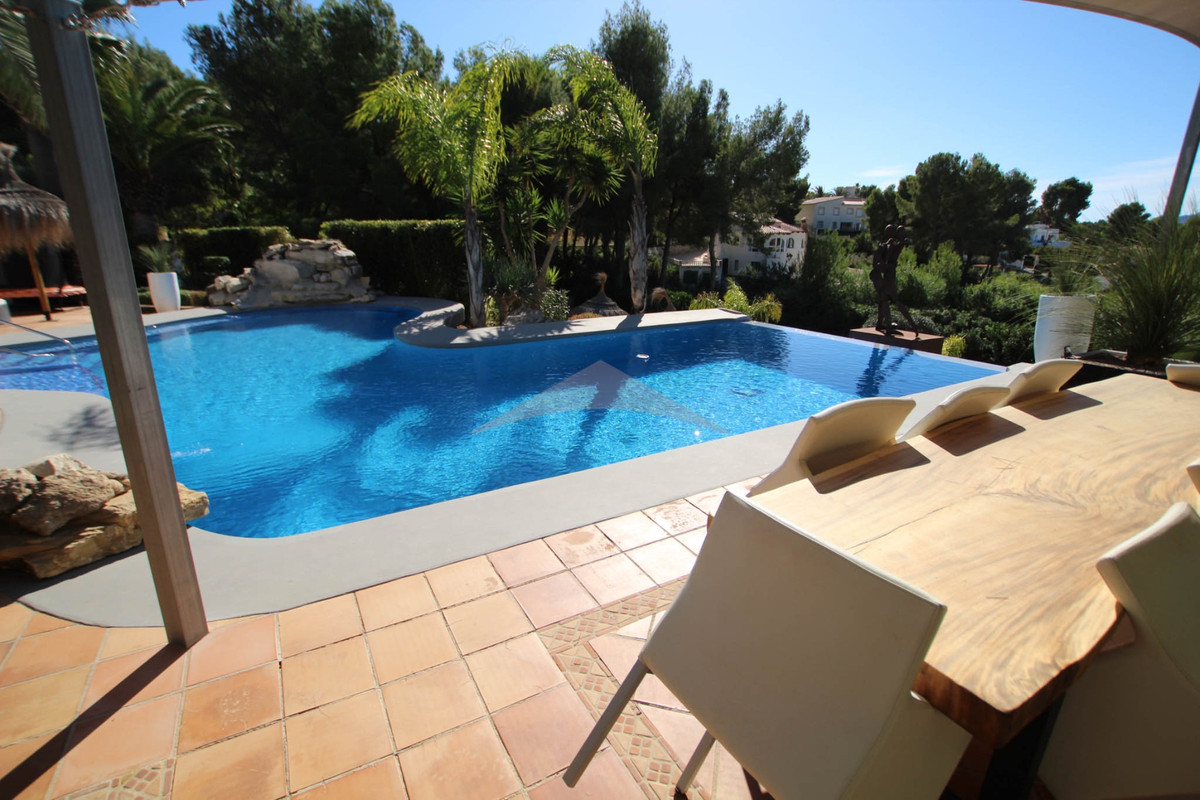 5 Bed Townhouse for sale in Benissa Costa Blanca, Alicante, Spain