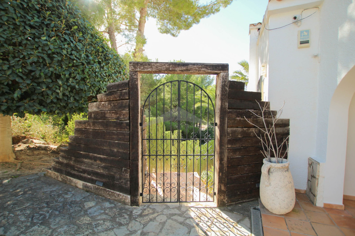 5 Bed Townhouse for sale in Benissa Costa Blanca, Alicante, Spain