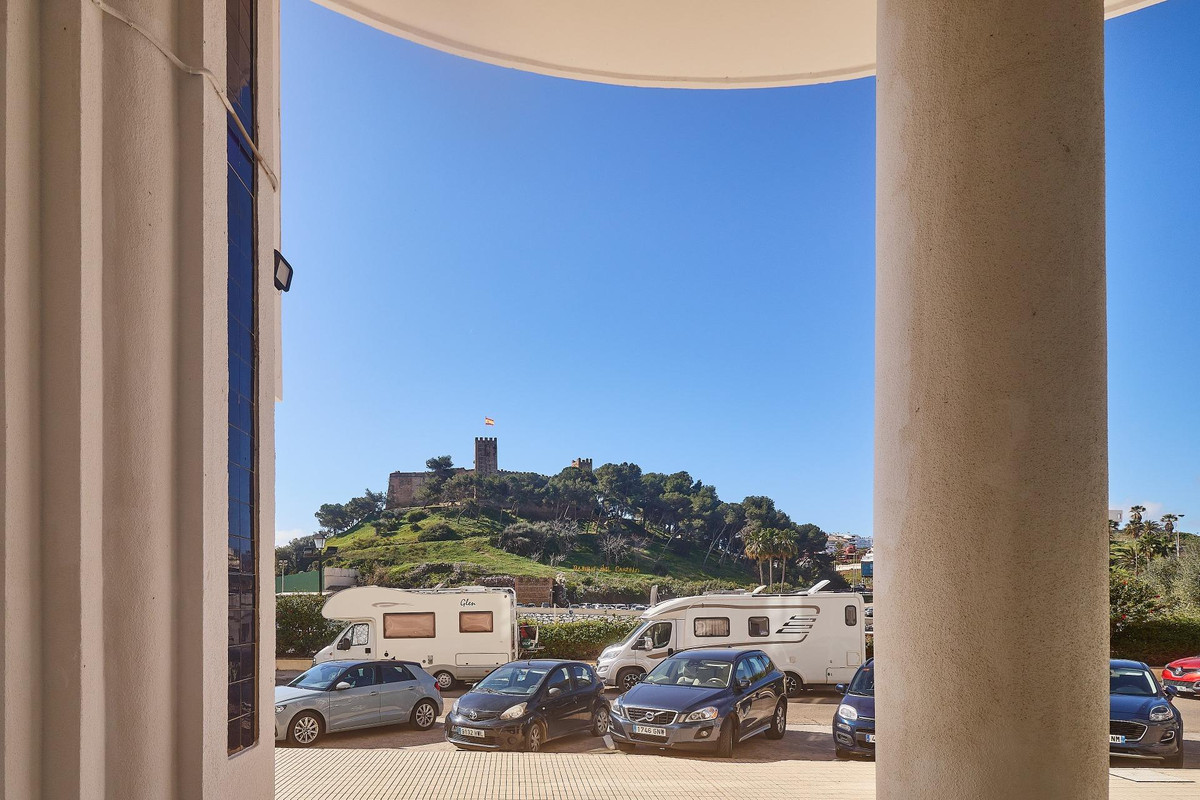 3 Bed Apartment for sale in Fuengirola Costa Del Sol, Málaga, Spain
