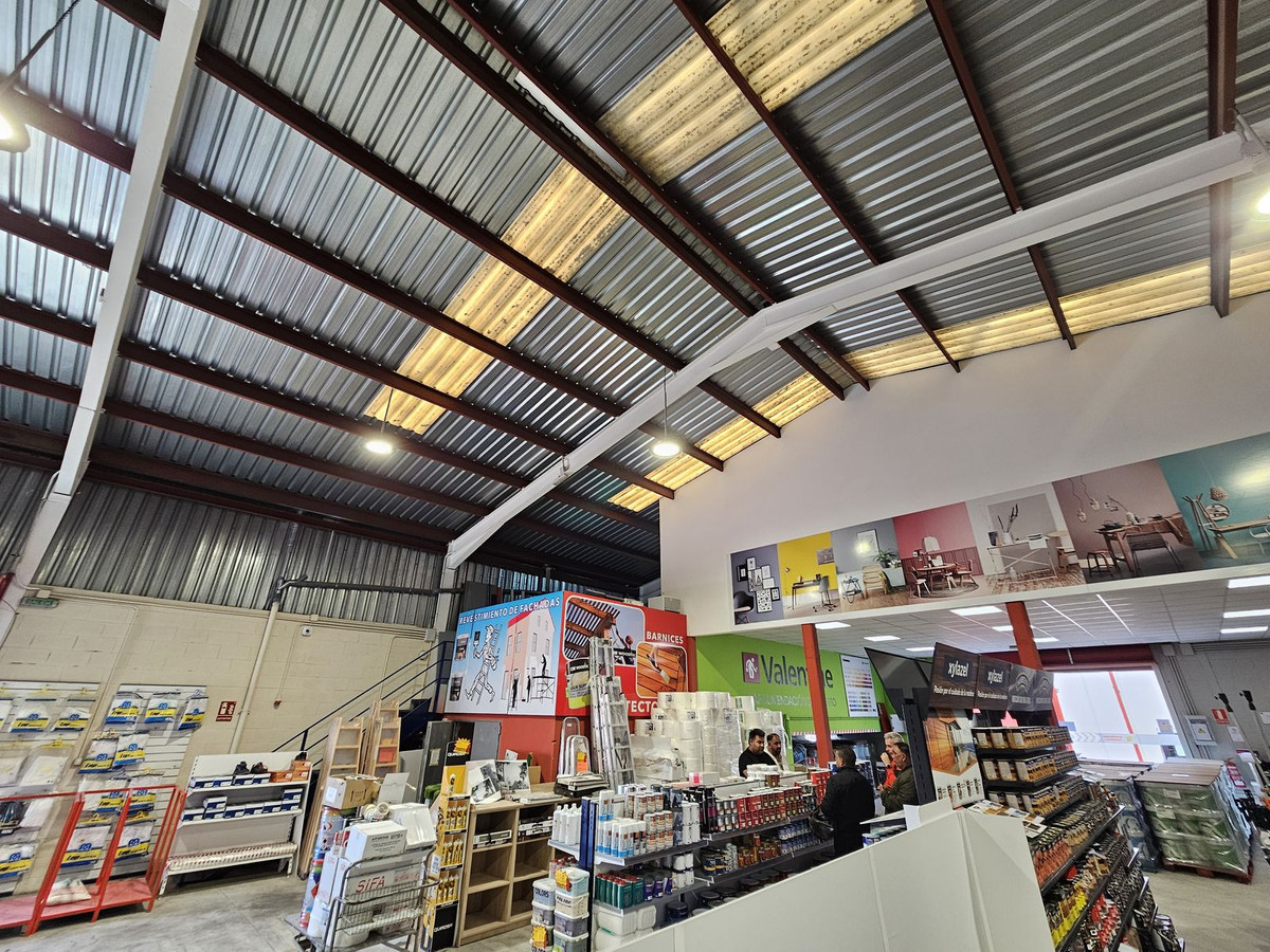 Se vende Nave industrial  en Costa Del Sol, Málaga, España