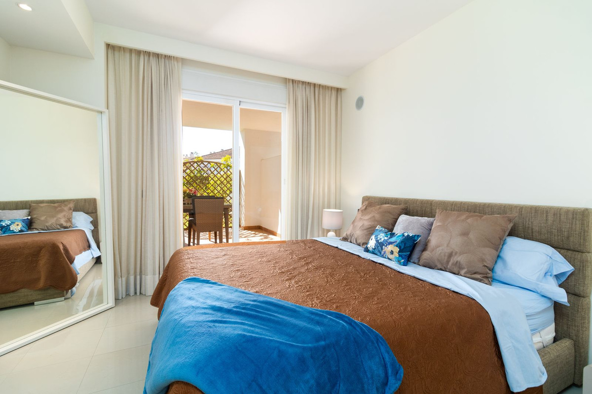 Se vende Apartamento Planta Baja de 2 dormitorios en Costa Del Sol, Málaga, España