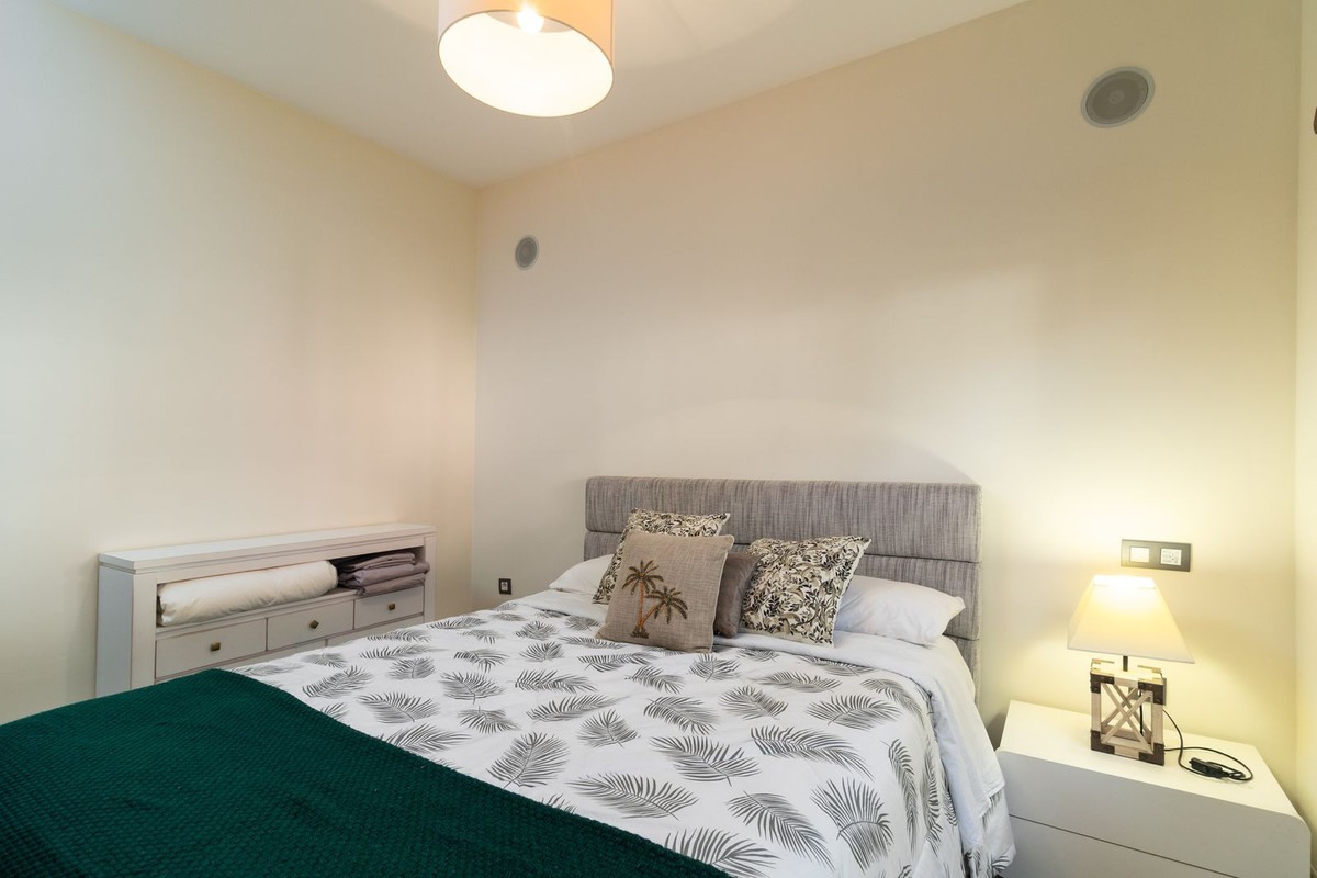 Se vende Apartamento Planta Baja de 2 dormitorios en Costa Del Sol, Málaga, España
