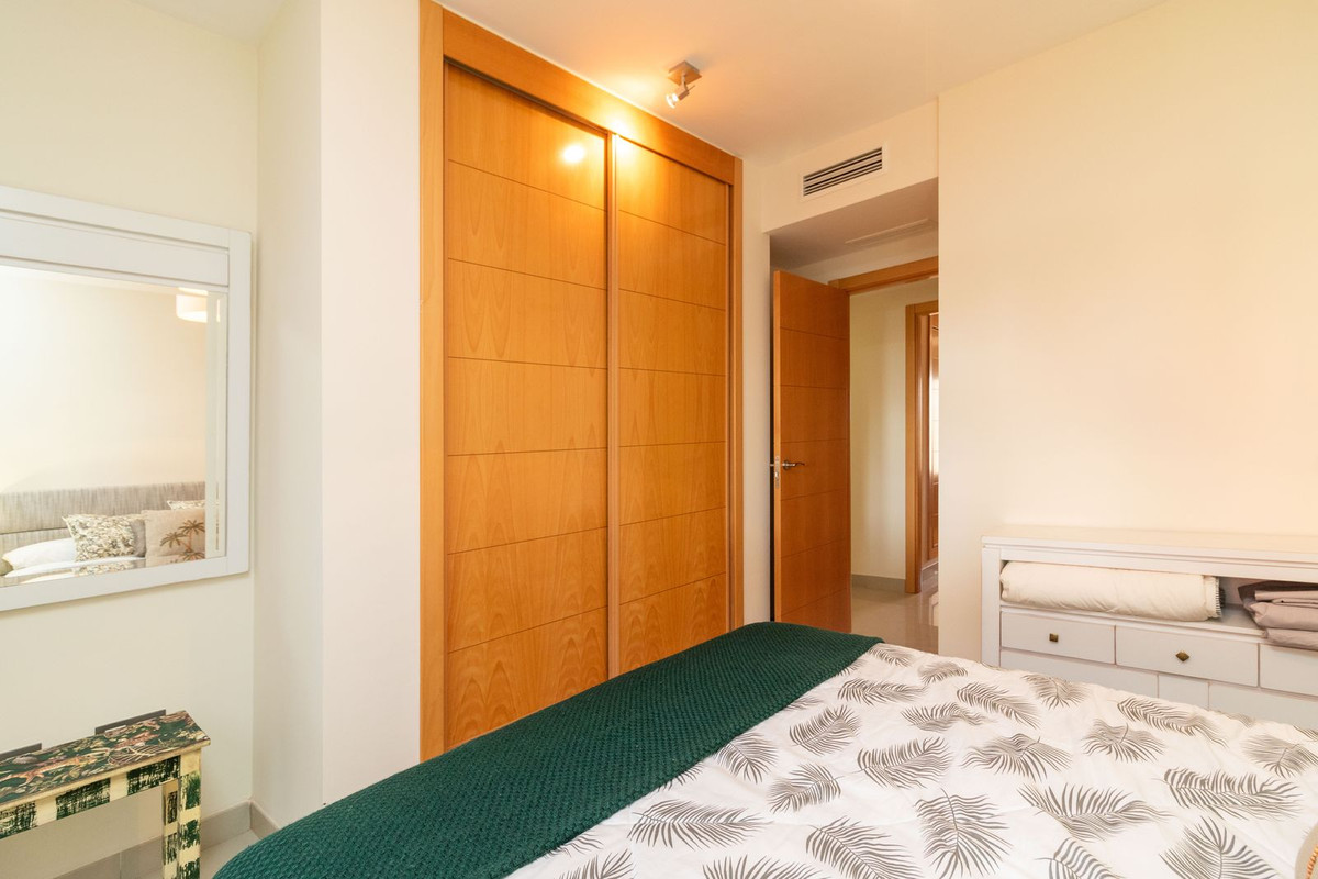 Se vende Apartamento Planta Baja de 2 dormitorios en Costa Del Sol, Málaga, España