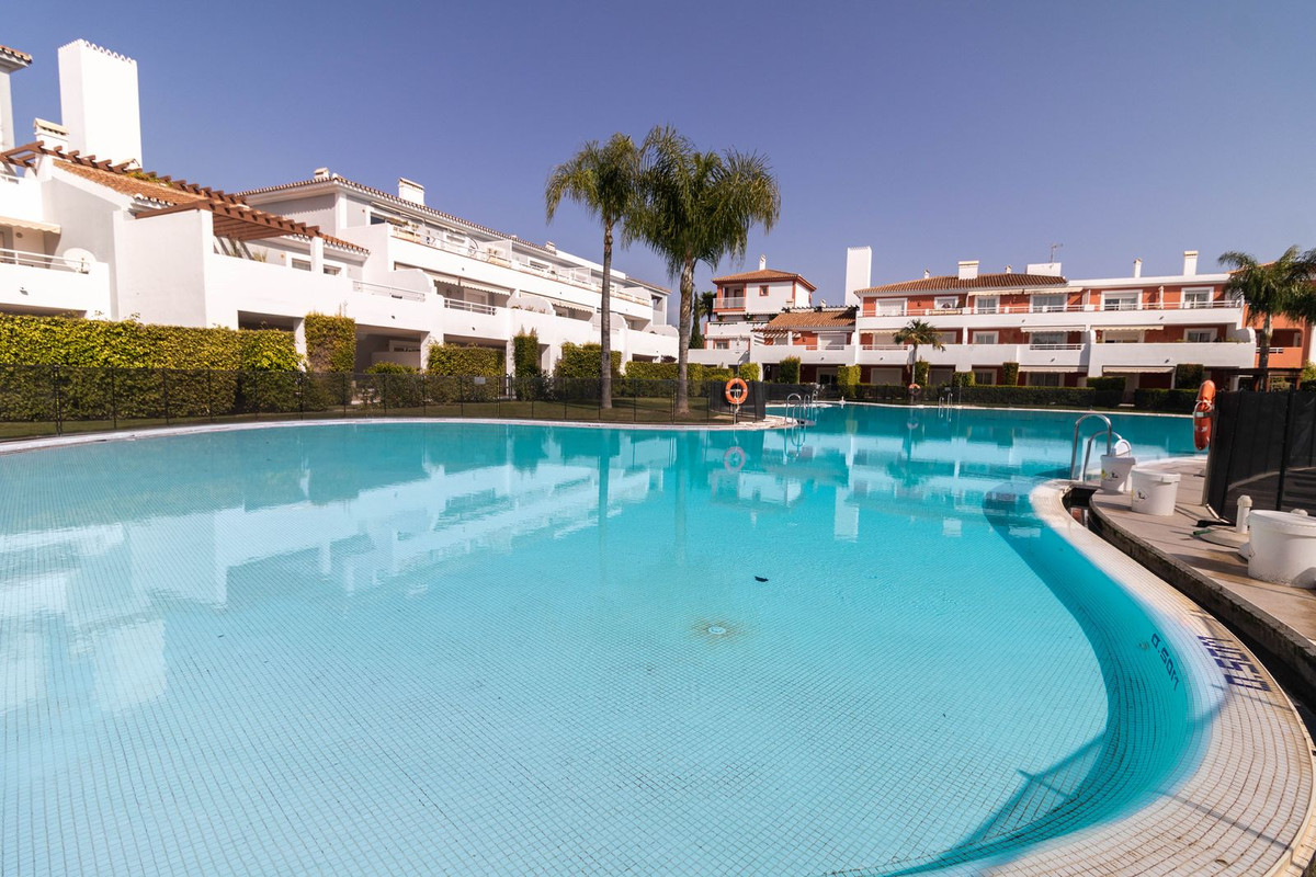 Se vende Apartamento Planta Baja de 2 dormitorios en Costa Del Sol, Málaga, España