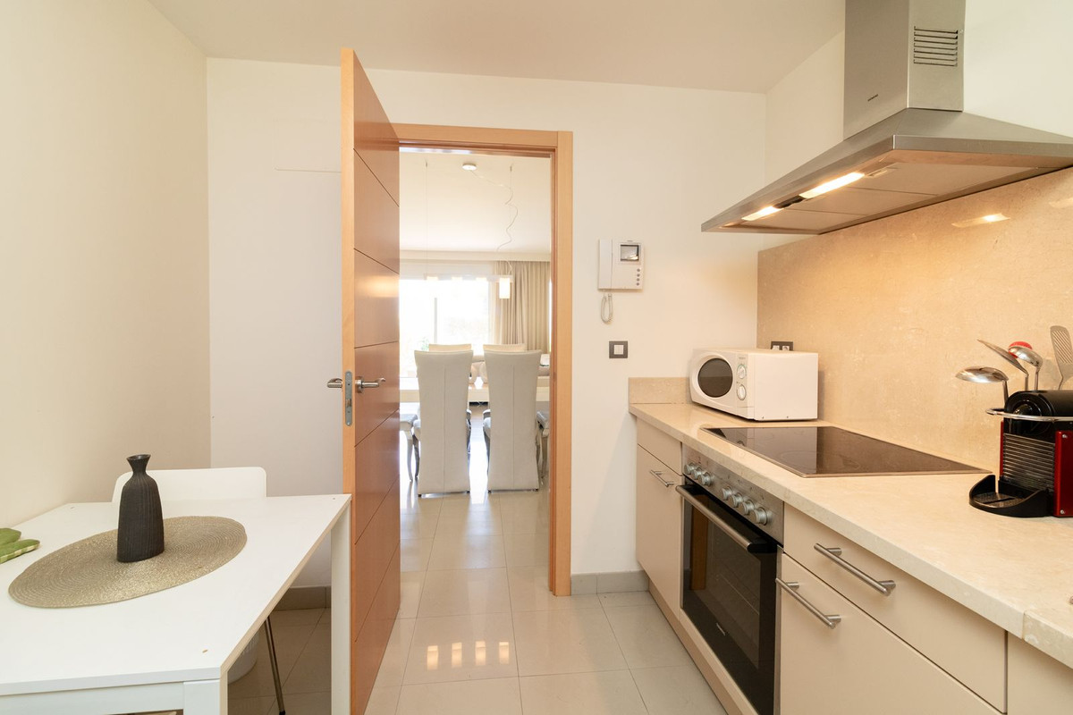 Se vende Apartamento Planta Baja de 2 dormitorios en Costa Del Sol, Málaga, España