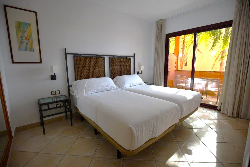 1 Bed Apartment for sale in Estepona Costa Del Sol, Málaga, Spain