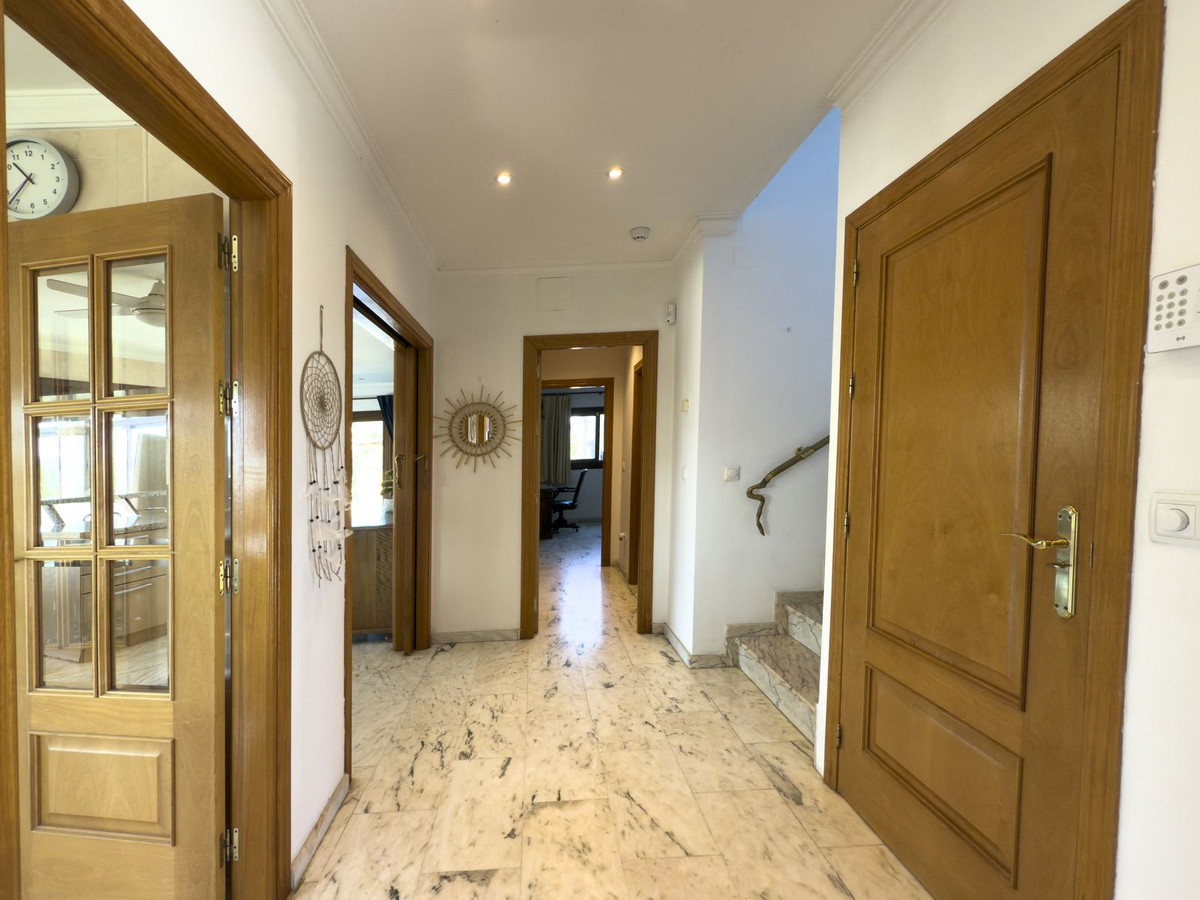 4 Bed Townhouse for sale in Alhaurín El Grande Costa Del Sol, Málaga, Spain
