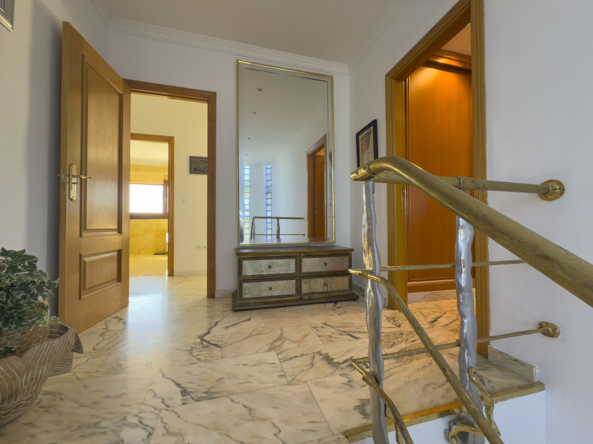 4 Bed Townhouse for sale in Alhaurín El Grande Costa Del Sol, Málaga, Spain