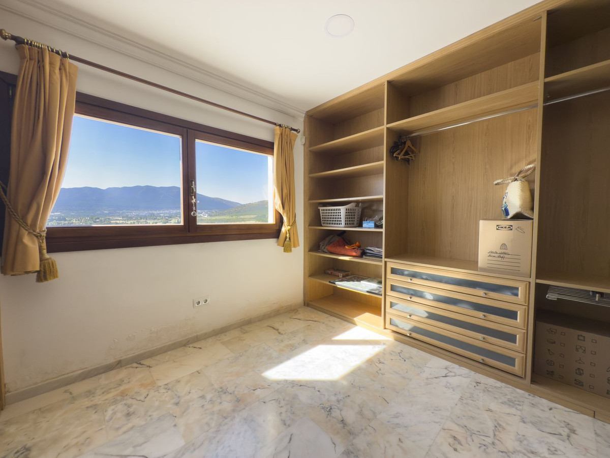 4 Bed Townhouse for sale in Alhaurín El Grande Costa Del Sol, Málaga, Spain