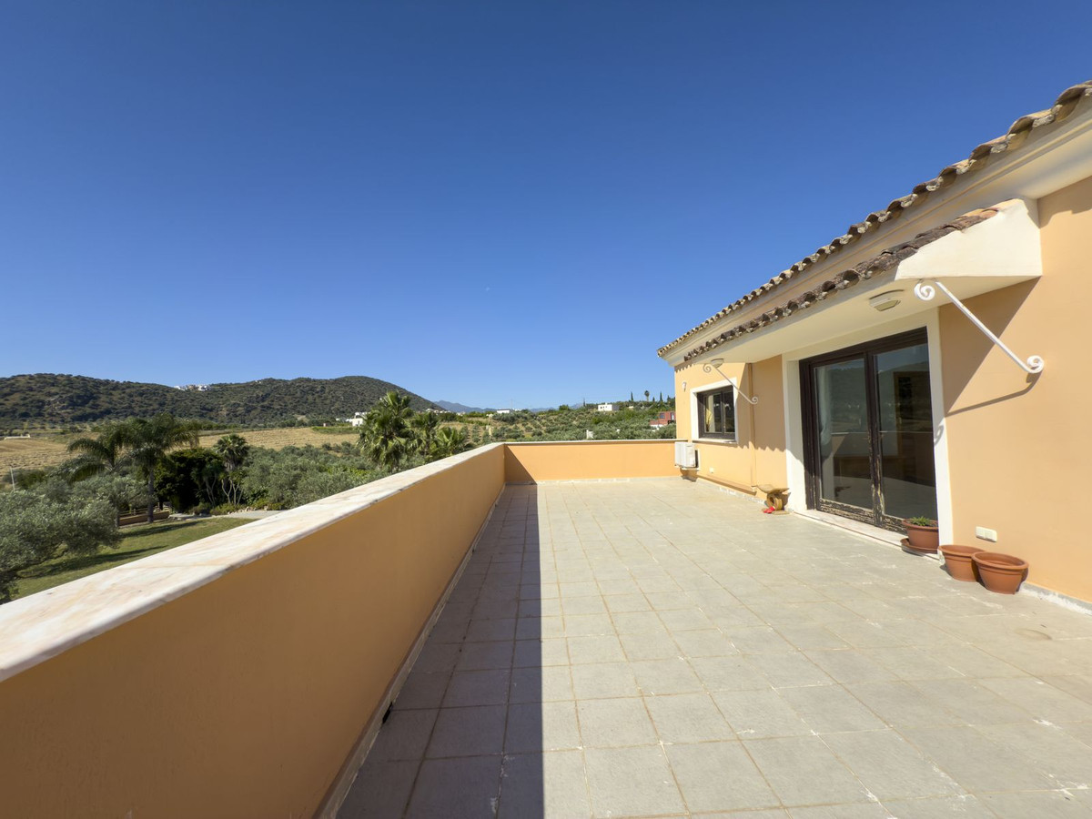 4 Bed Townhouse for sale in Alhaurín El Grande Costa Del Sol, Málaga, Spain