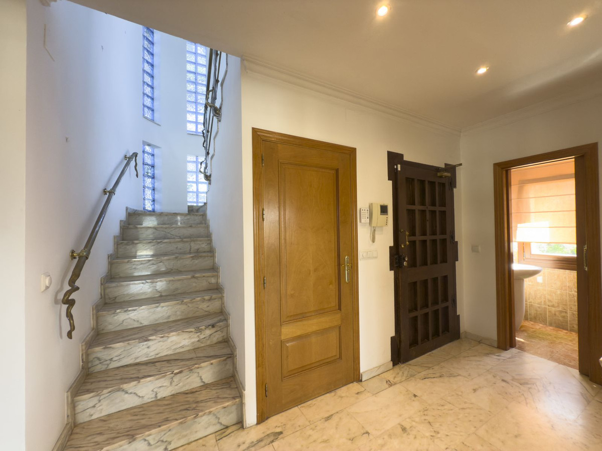 4 Bed Townhouse for sale in Alhaurín El Grande Costa Del Sol, Málaga, Spain