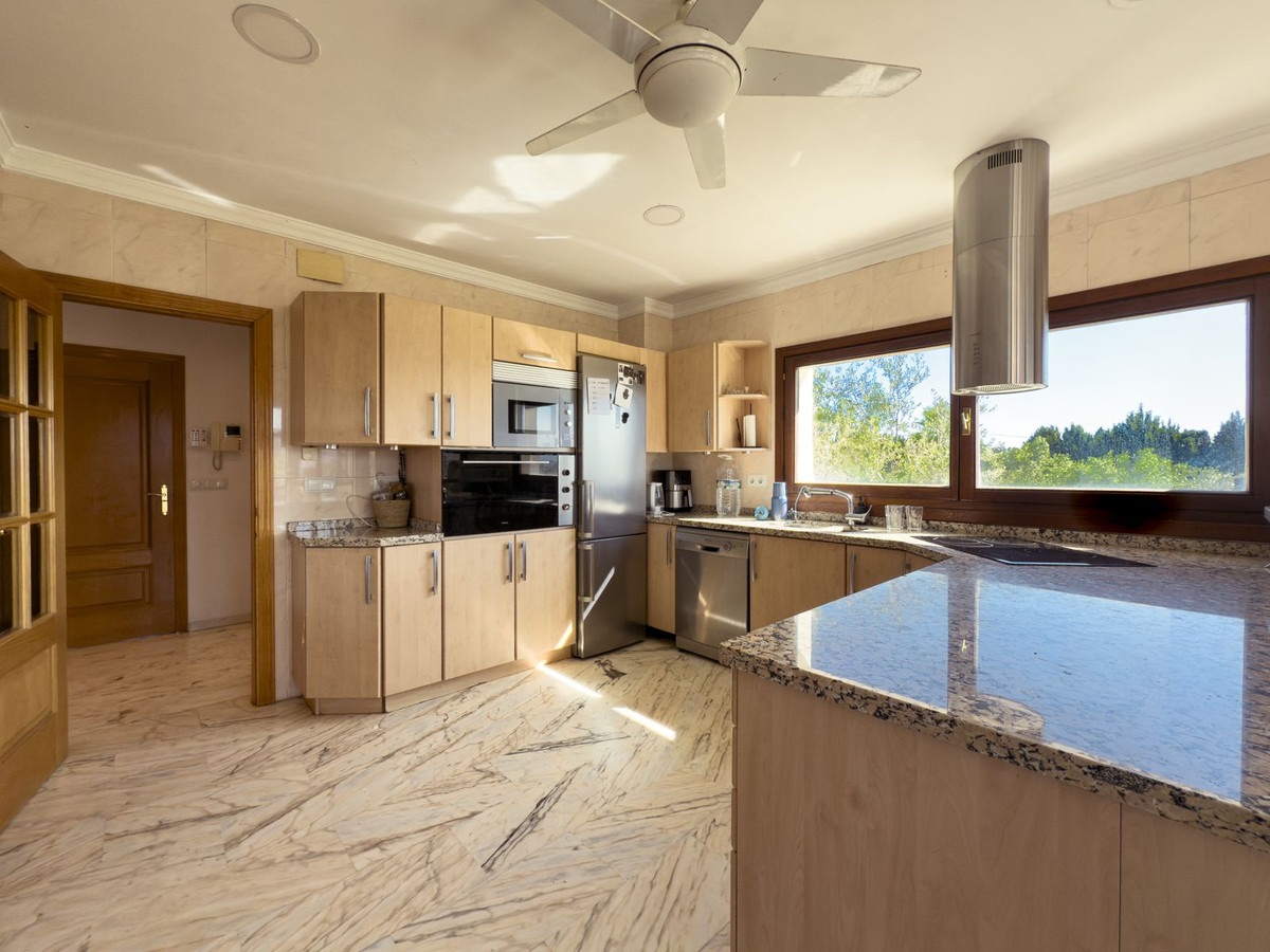 4 Bed Townhouse for sale in Alhaurín El Grande Costa Del Sol, Málaga, Spain
