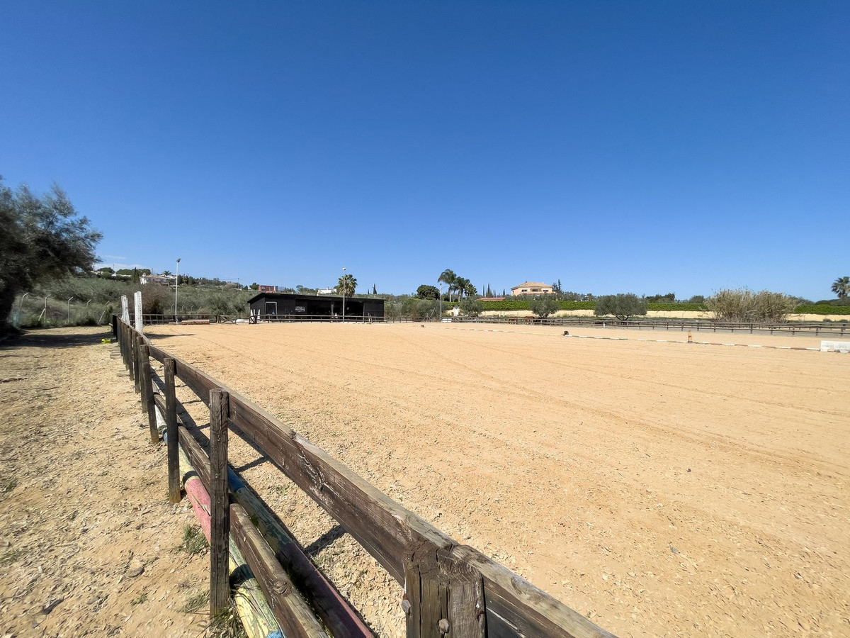 4 Bed Townhouse for sale in Alhaurín El Grande Costa Del Sol, Málaga, Spain