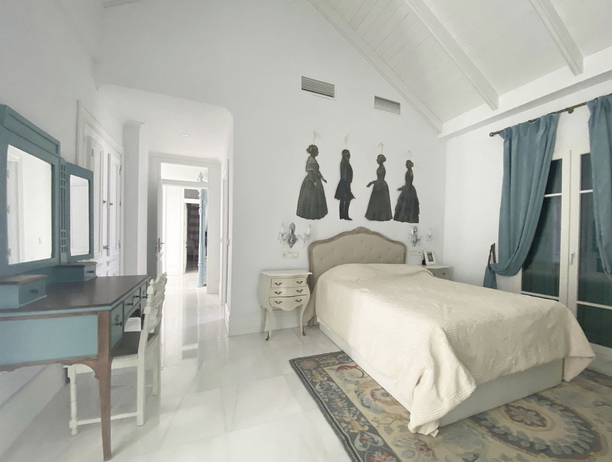 Se vende Villa - Chalet de 13 dormitorios en Costa Del Sol, Málaga, España
