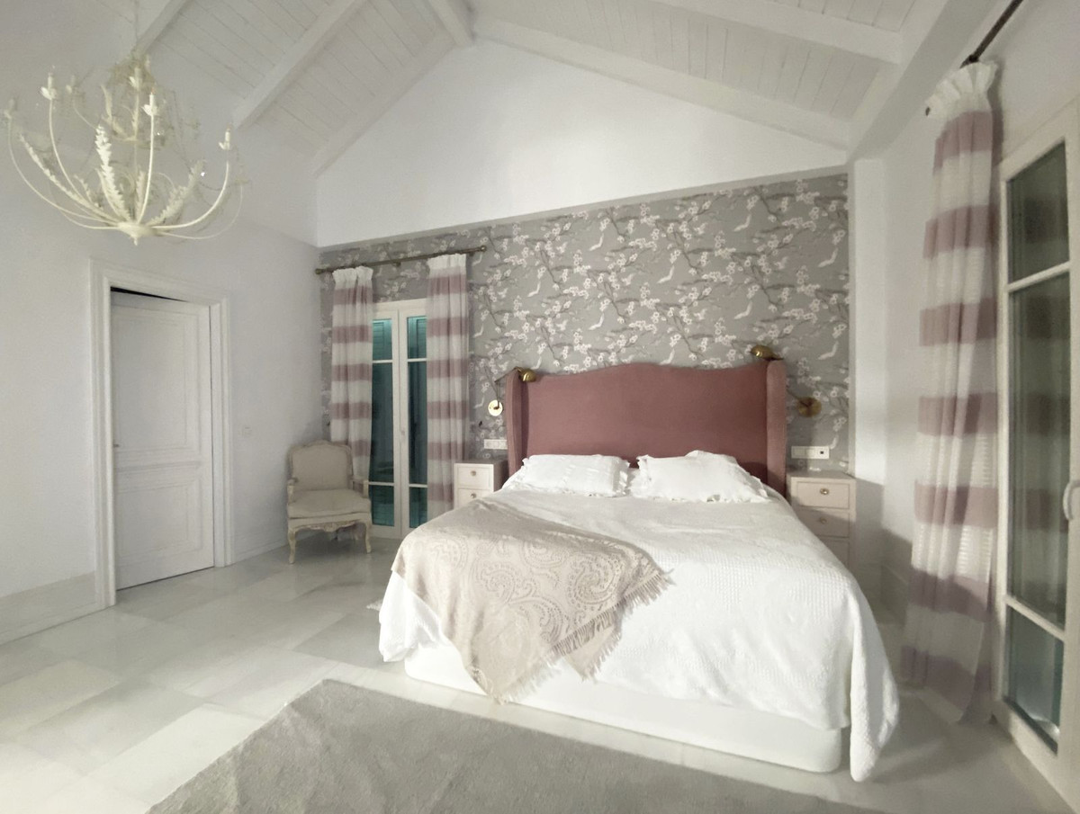 Se vende Villa - Chalet de 13 dormitorios en Costa Del Sol, Málaga, España