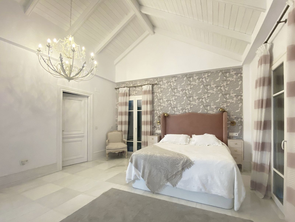 Se vende Villa - Chalet de 13 dormitorios en Costa Del Sol, Málaga, España