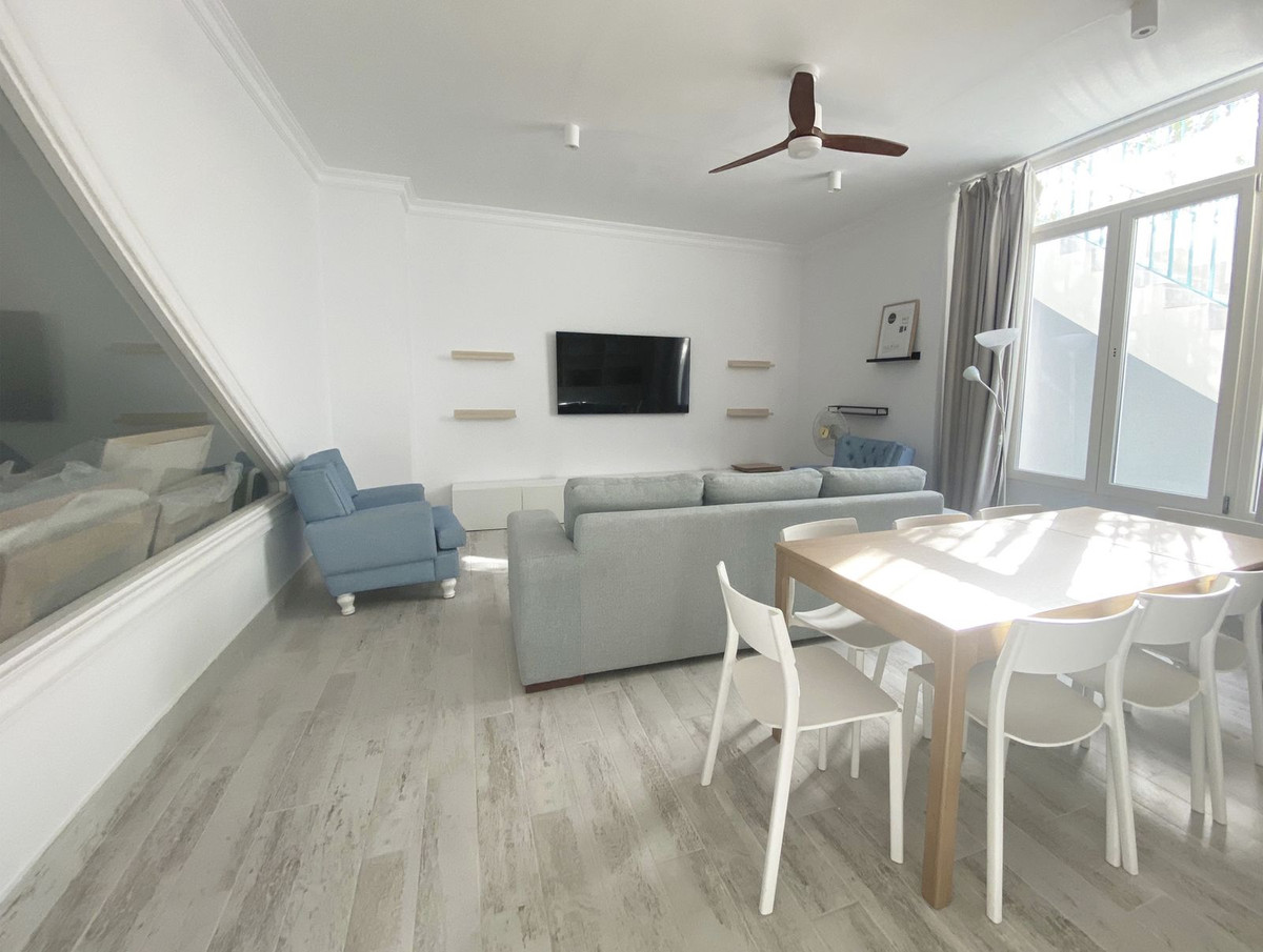Se vende Villa - Chalet de 13 dormitorios en Costa Del Sol, Málaga, España