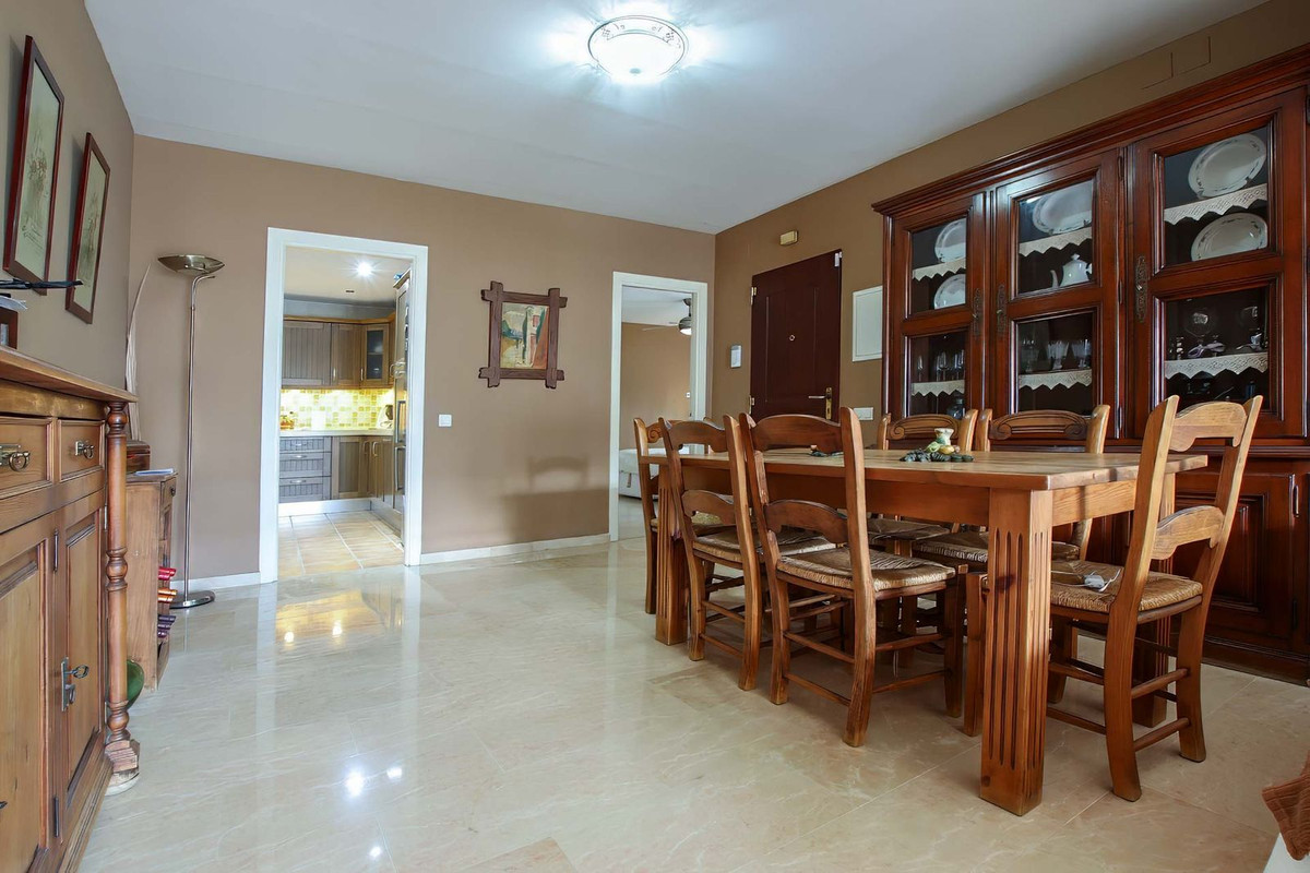 3 Bed Apartment for sale in Nueva Andalucía Costa Del Sol, Málaga, Spain