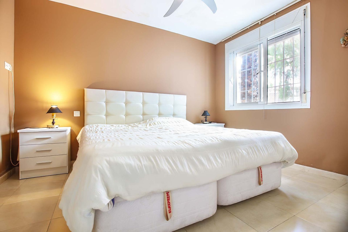 3 Bed Apartment for sale in Nueva Andalucía Costa Del Sol, Málaga, Spain