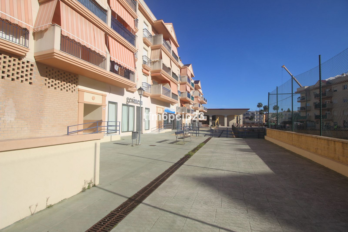 Se vende Local comercial  en Costa Del Sol, Málaga, España