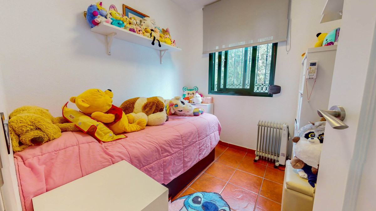 Se vende Pareada de 4 dormitorios en Costa Del Sol, Málaga, España