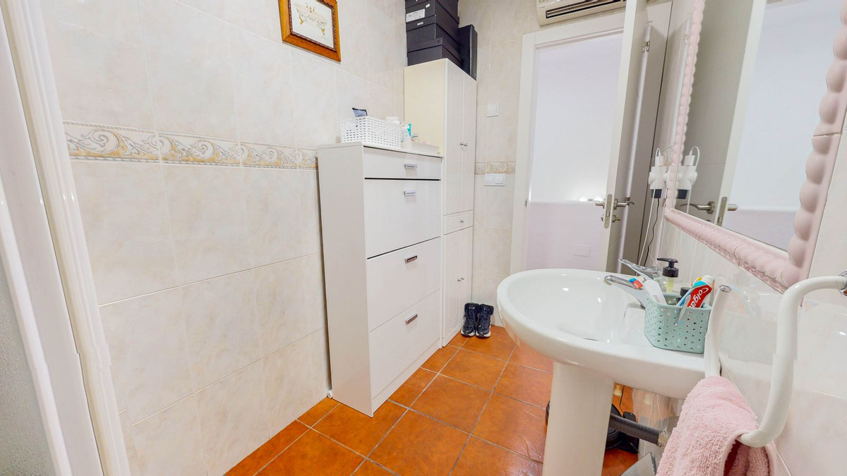 Se vende Pareada de 4 dormitorios en Costa Del Sol, Málaga, España