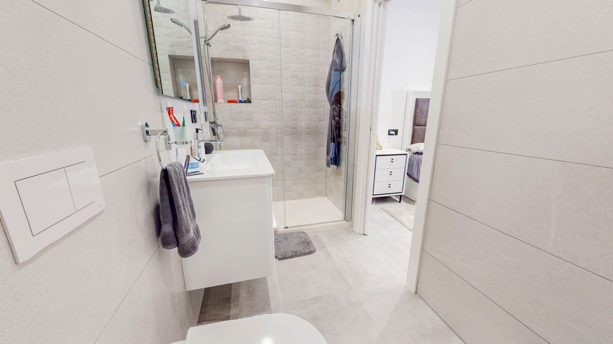 Se vende Pareada de 4 dormitorios en Costa Del Sol, Málaga, España