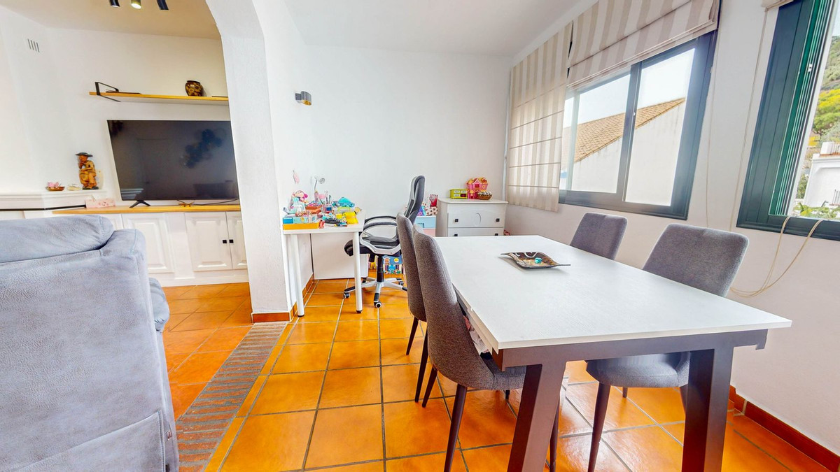 Se vende Pareada de 4 dormitorios en Costa Del Sol, Málaga, España