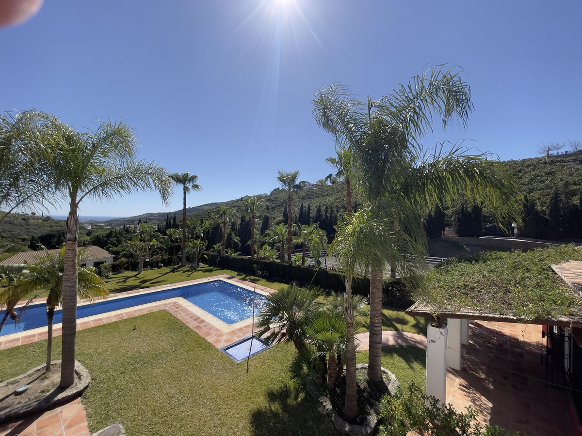 Se vende Villa - Chalet de 9 dormitorios en Costa Del Sol East, Málaga, España