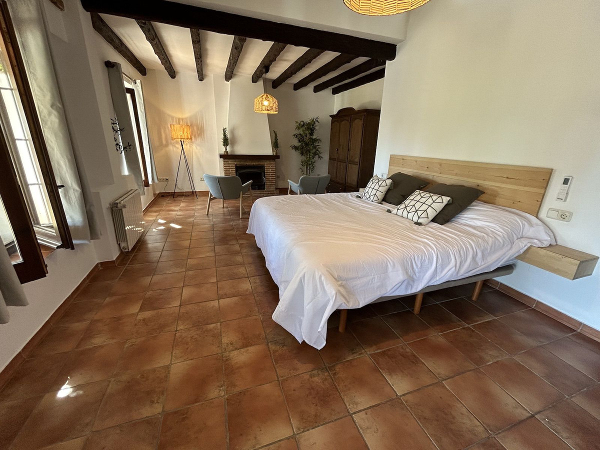 Se vende Villa - Chalet de 9 dormitorios en Costa Del Sol East, Málaga, España