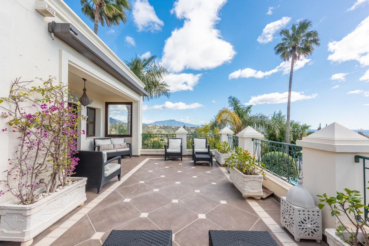 Se vende Villa - Chalet de 6 dormitorios en Costa Del Sol, Málaga, España