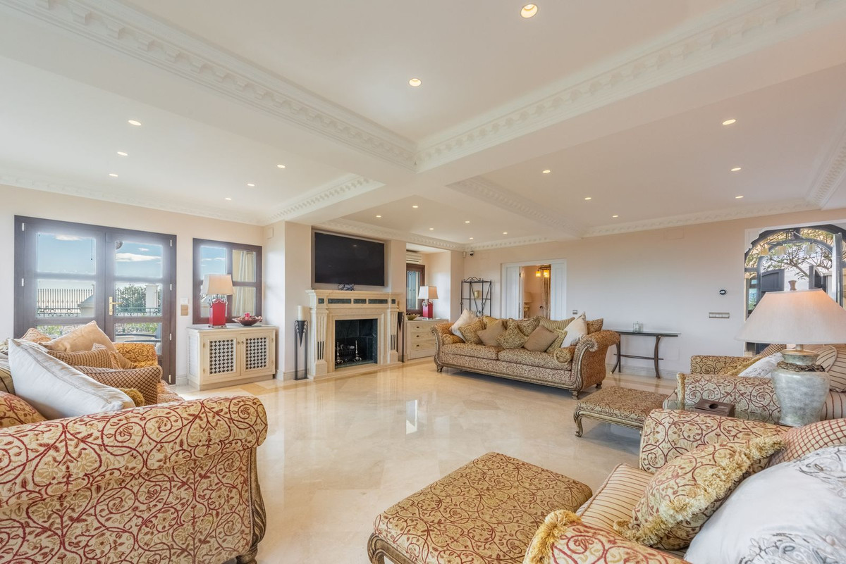 Se vende Villa - Chalet de 6 dormitorios en Costa Del Sol, Málaga, España