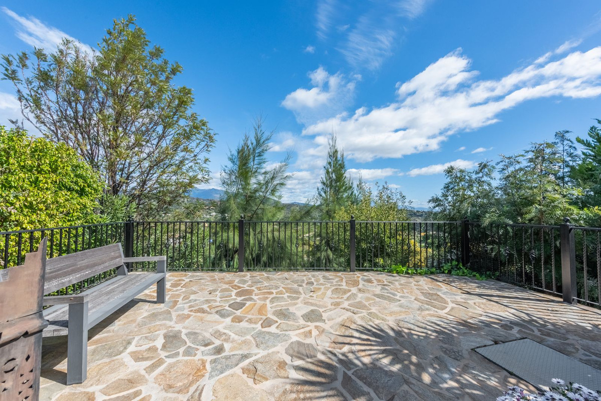 Se vende Villa - Chalet de 6 dormitorios en Costa Del Sol, Málaga, España