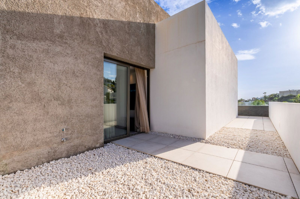 Se vende Villa - Chalet de 4 dormitorios en Costa Del Sol, Málaga, España