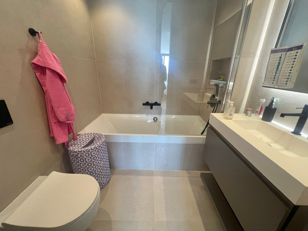 Se vende Adosada de 4 dormitorios en Costa Del Sol, Málaga, España