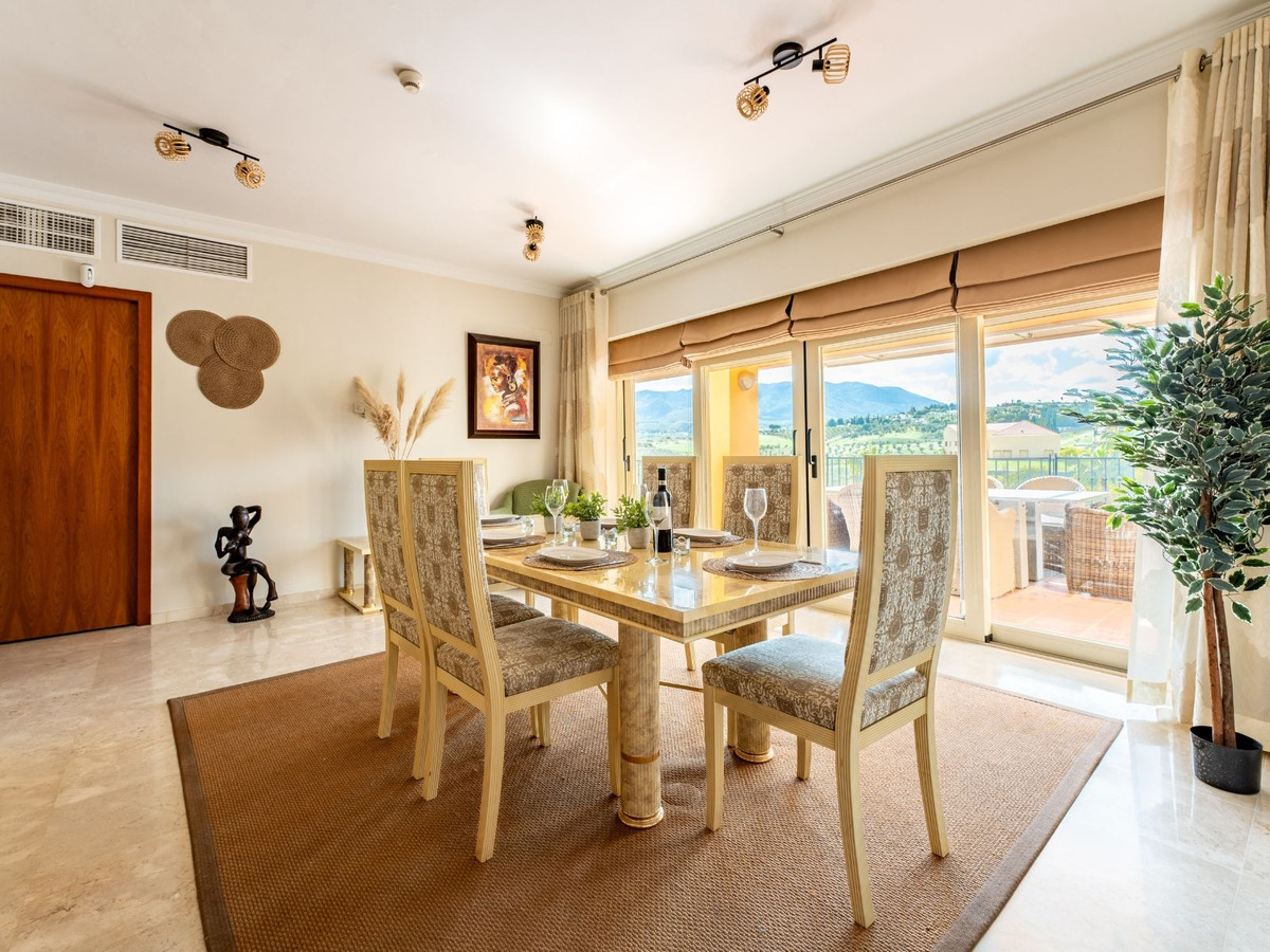 4 Bed Apartment for sale in Alhaurín De La Torre Costa Del Sol, Málaga, Spain